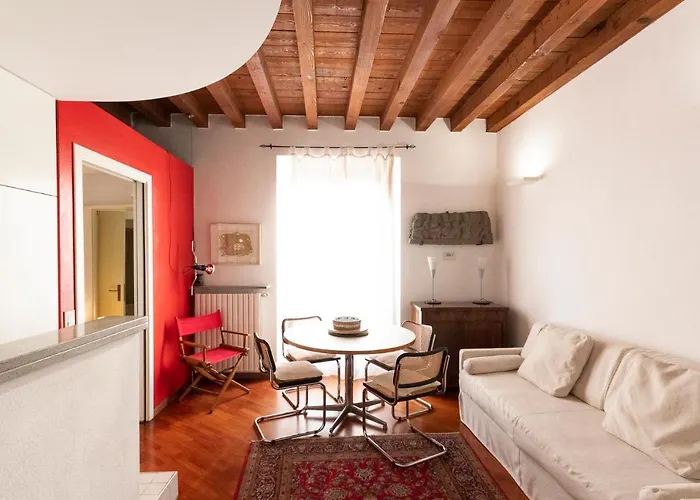 Anfiteatro Apartment In Brera